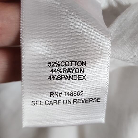 Torrid Bright White Supersoft Slub Scoop Neck Henley Tee. NWT, 3X - Picture 6 of 8